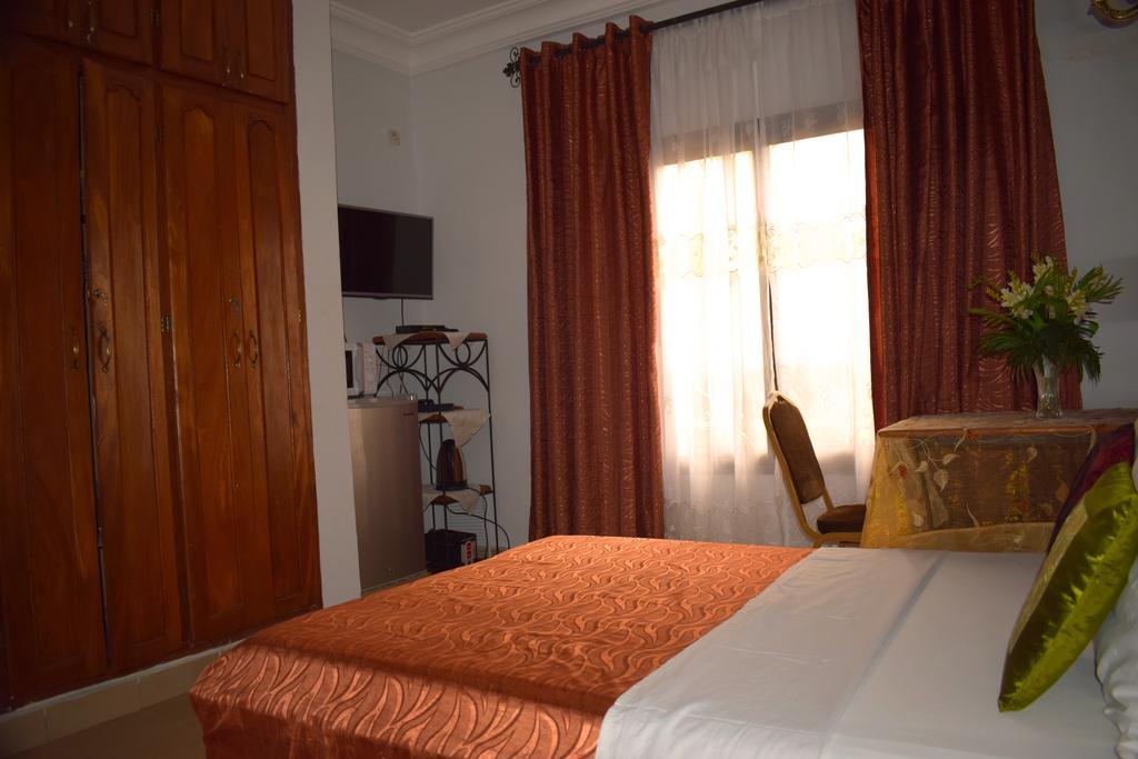 Toundalia Residence Yaoundé Cameră foto